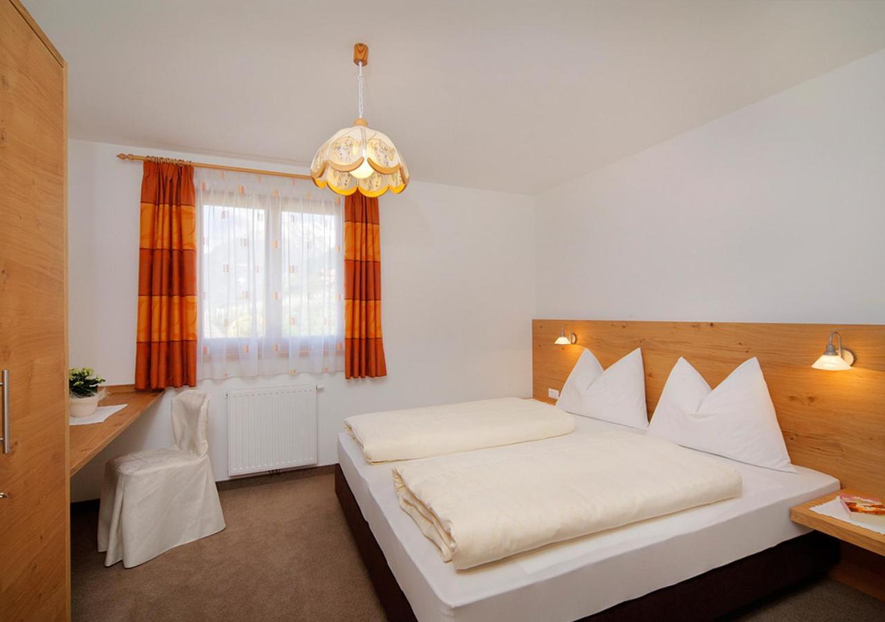 Hotel Garni Paler ティローロ エクステリア 写真
